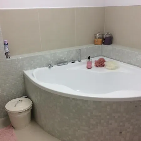 Balatonblue בית אירוח *