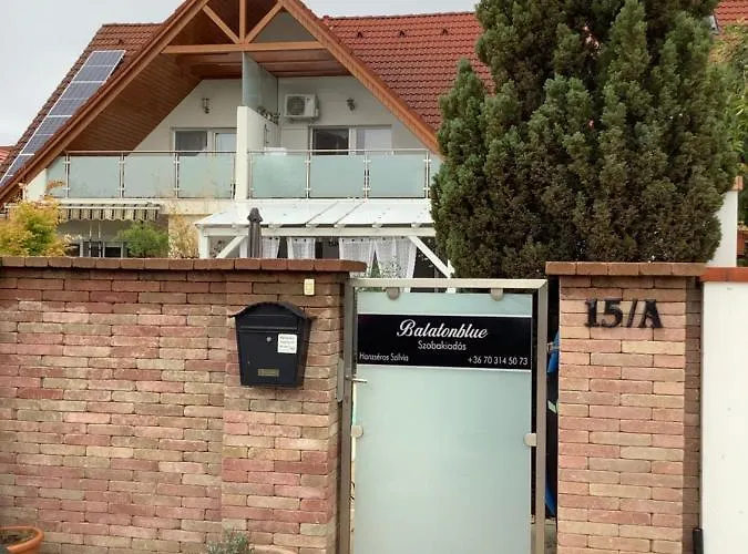 Balatonblue בית אירוח